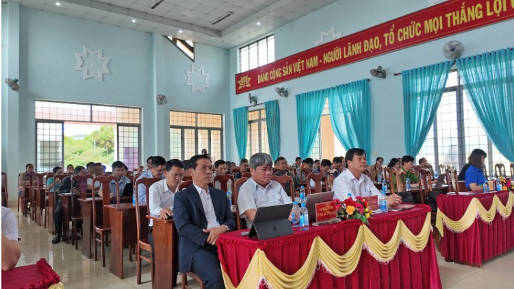 Quang cảnh buổi tập huấn. Ảnh: Bảo Trung